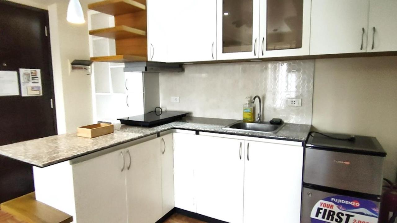 Topaz 1 Bedroom Suite Orochi Staycation Ph At Centrio Towers Cagayan de Oro Esterno foto